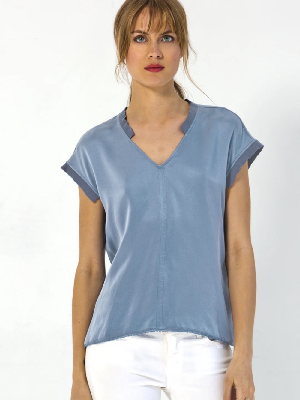 Go silk iconic go anytime tee tan small